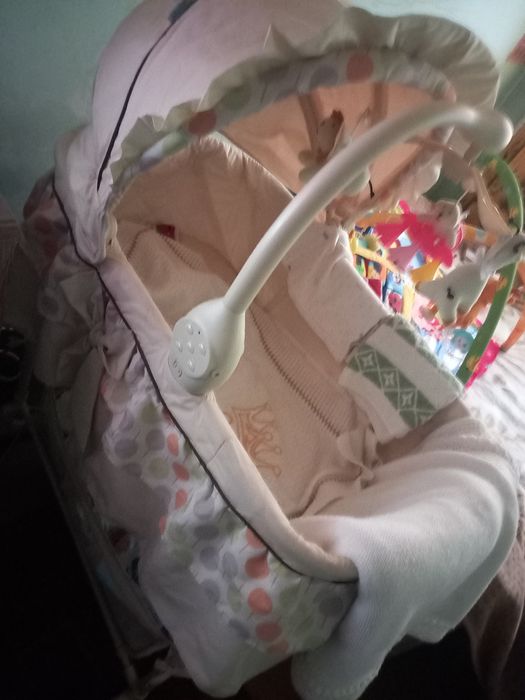 Продам срочно ! Кроватка люлька , очень удобная