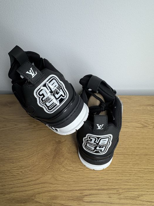 Adidași Louis Vuitton Skate Black / White | Noi