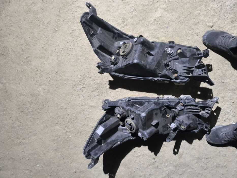 Hilux фара  Тайланд