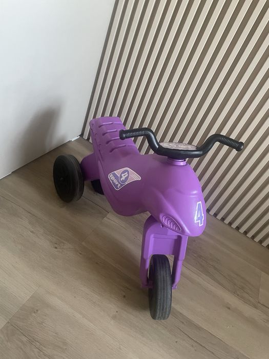 Motocicleta de plastic