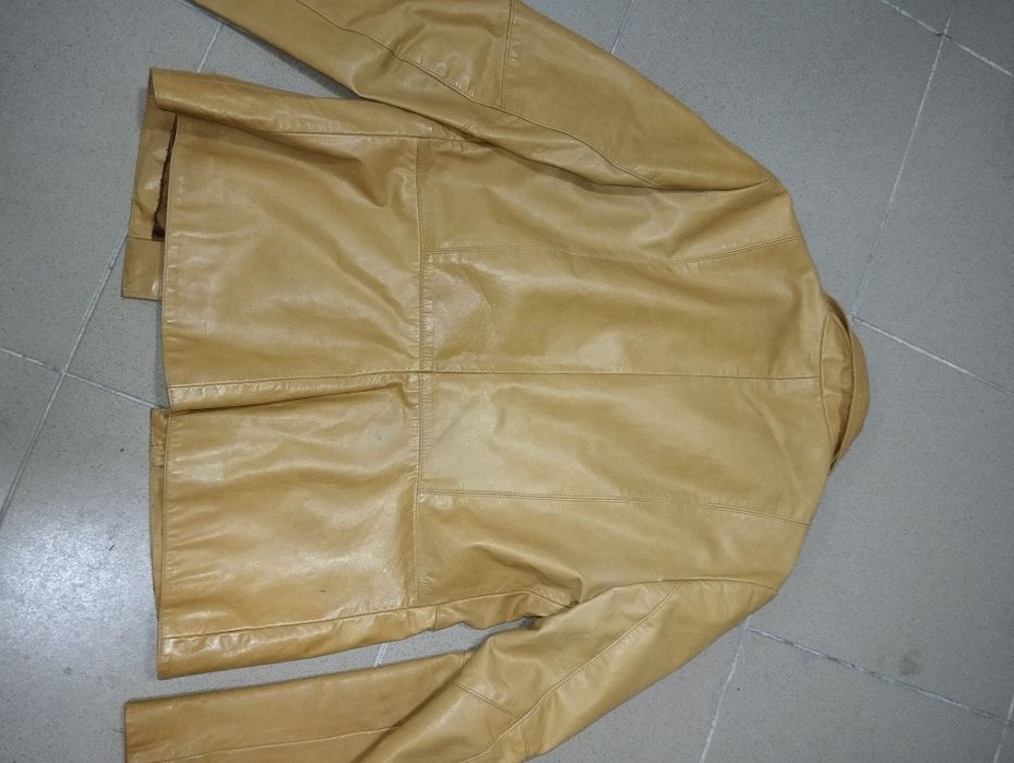 Стилно кожено яке за дами!