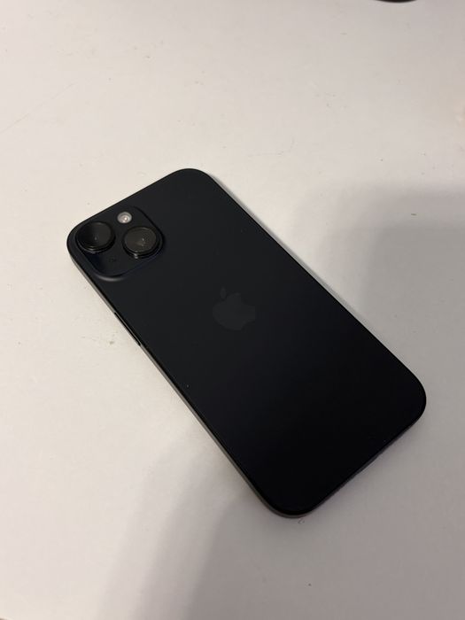 iPhone 15, 128 ГБ