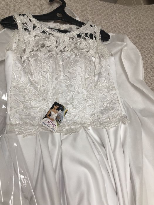 Продам свадебное платье