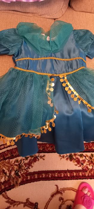 Rochițe de ocazie pentru fetiță 3-6 ani