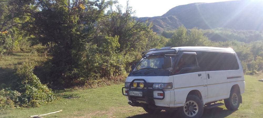 Митсубиси делика обьем 2.5