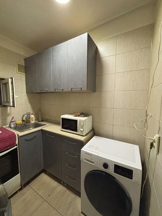 vand apartament 2 camere