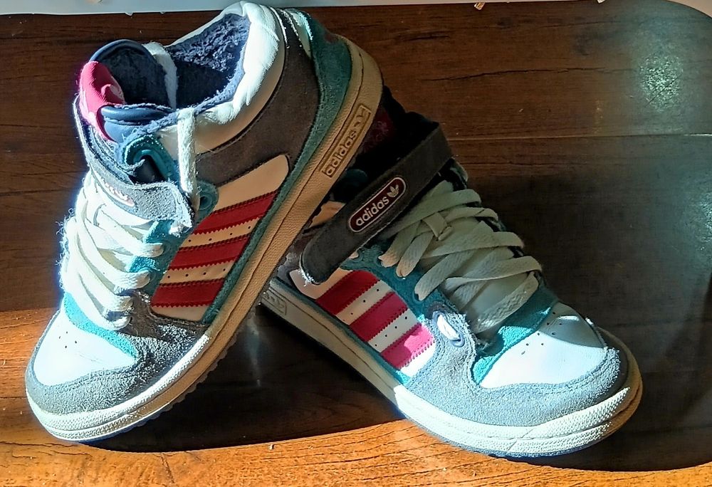 Зимние утеплённые кроссовки"аdidas".Пр-во Индонезия.