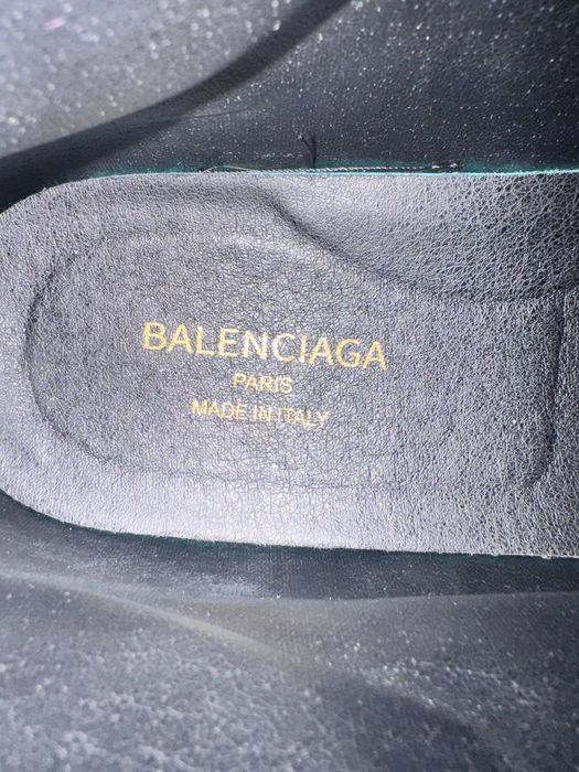 Balenciaga Arena high gradient pack