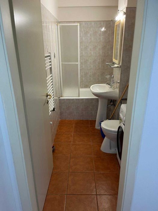 Inchiriez apartament cu 1 camera linga Mall