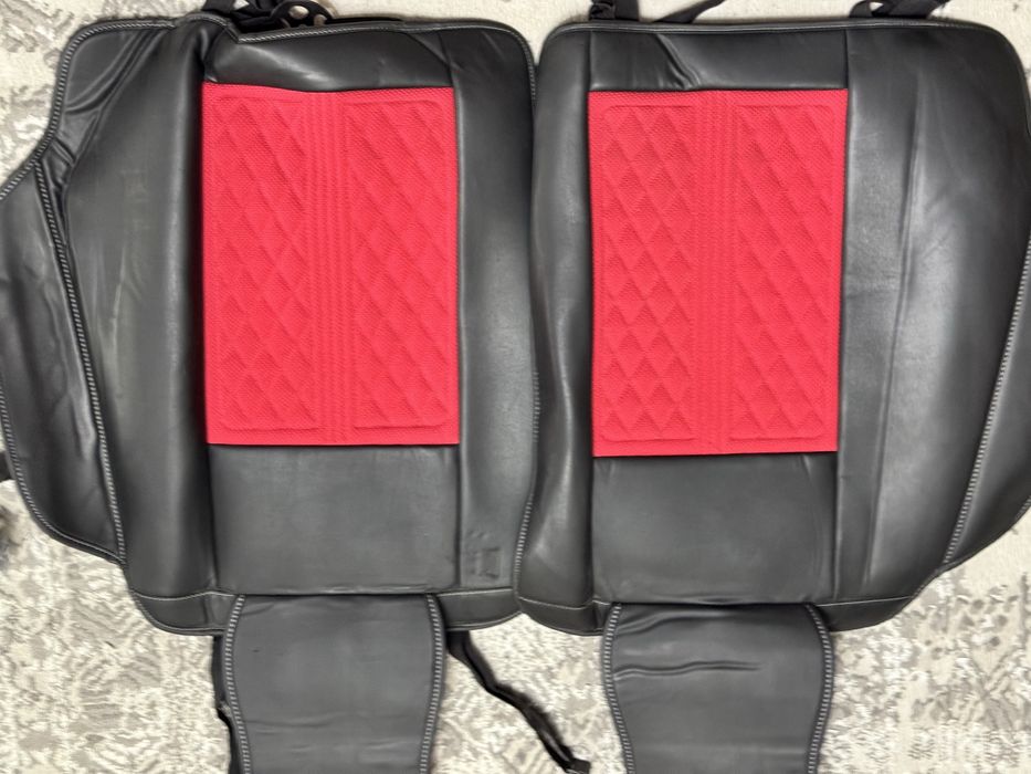 Продам чехлы для авто