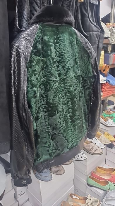 Мужская куртка из СВАКАРЫ ( каракуль)