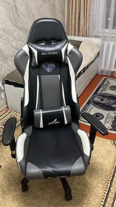 Компьютерное кресло