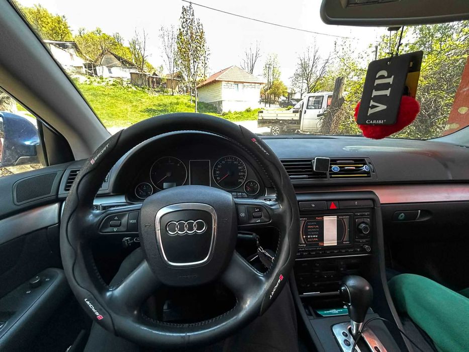 Audi a4 b8 2.0 143