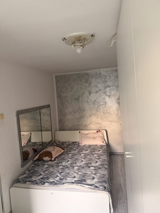 Propietar Apartament 3 Camere , Renovat , Mobilat , Etaj 2 , Ploiesti Vest - Podul Inalt