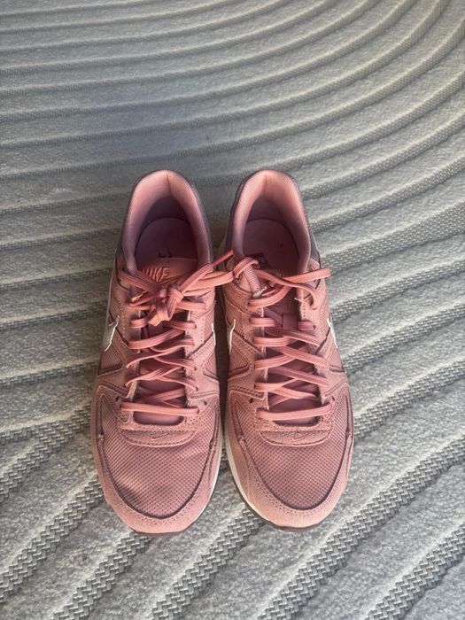 Маратонки Nike Air Max Command