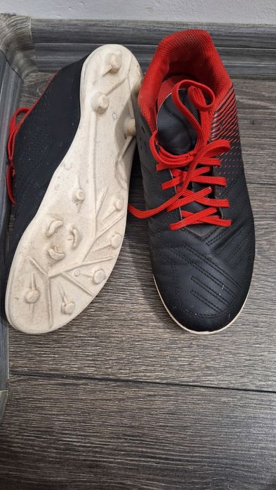 Ghete fotbal marimea 37