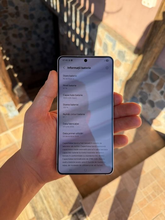 Samsung Galaxy S25 Edge 5G Titanium Silver, DualSIM, Memorie 256GB, 12GB RAM, Android 16, frumos