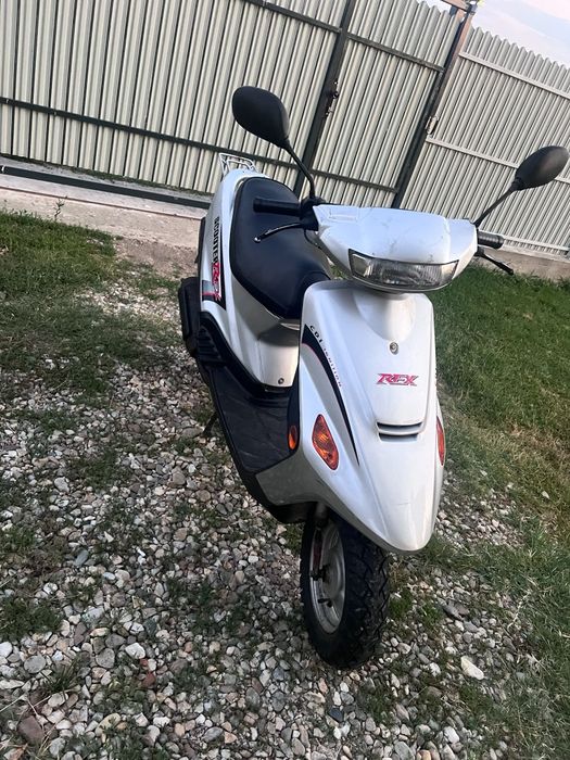 Vând scuter REX 49 cc