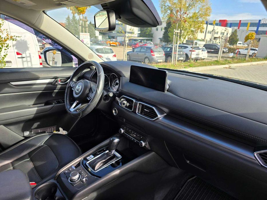 Mazda CX-5 / 2024