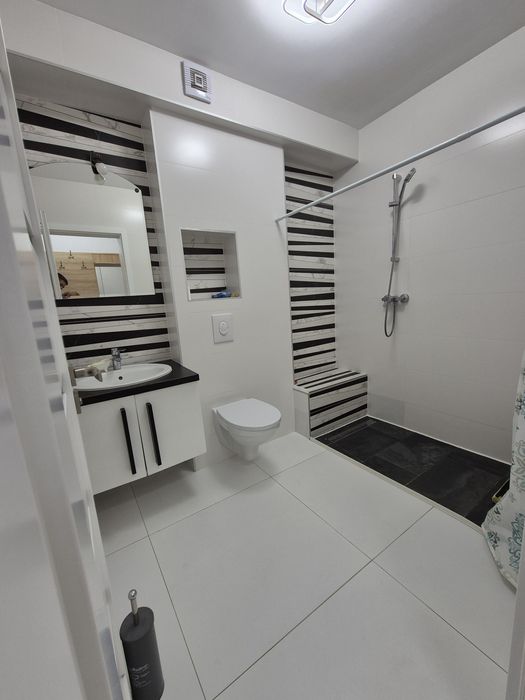 Tot ce ai nevoie la 2 minute distanță!  Apartament de închiriat modern