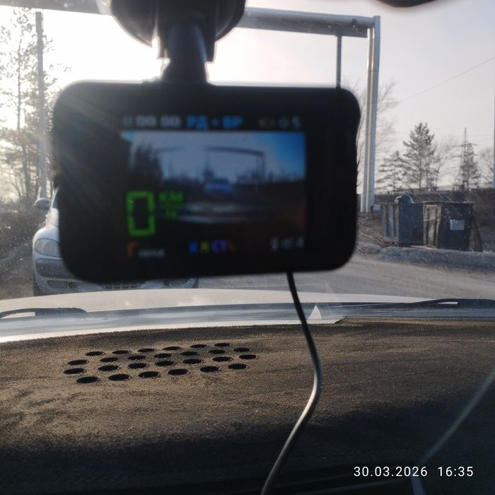 Продам видеорегистратор 3в1 barracuda