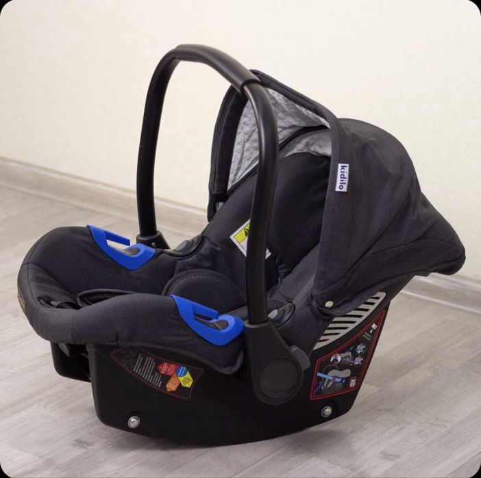 Коляска Kidilo 2в1.     Италяньский