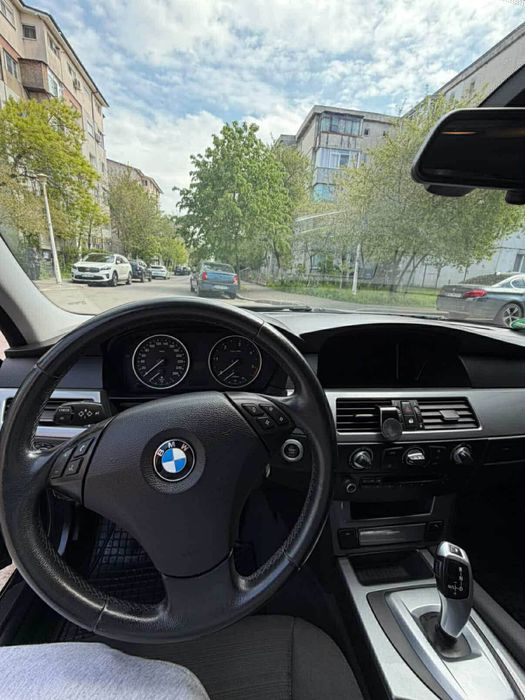 BMW E61  2010  2.0 diesel ( 177cp)