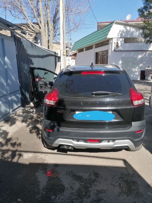 Lada XRay в хорошом состояние звоните договаримся