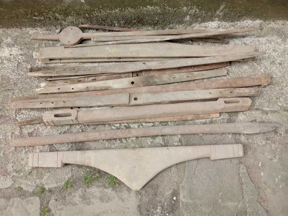 Стари дървени неща