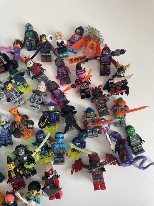 Лего минифигурки