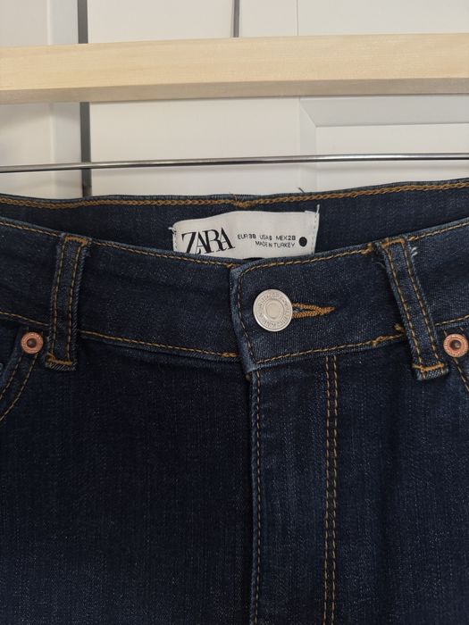 Дънки- Zara, Bershka, др.
