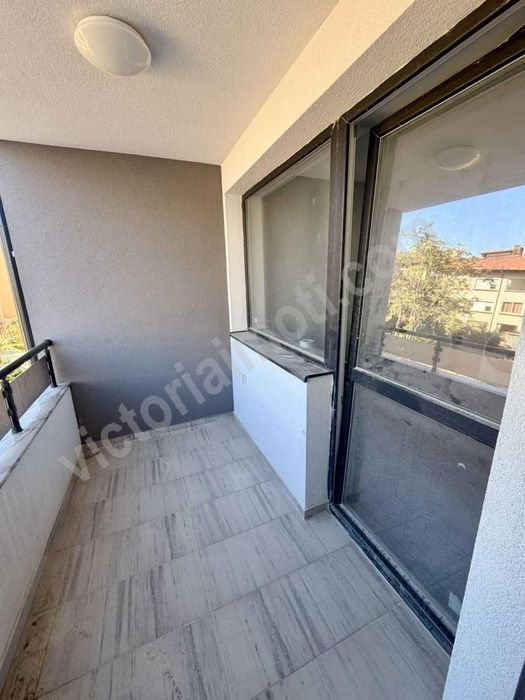 Продава се Двустаен апартамент в Велико Търново, Център - 60 кв.м за 1984 €/кв.м - Снимка #7
