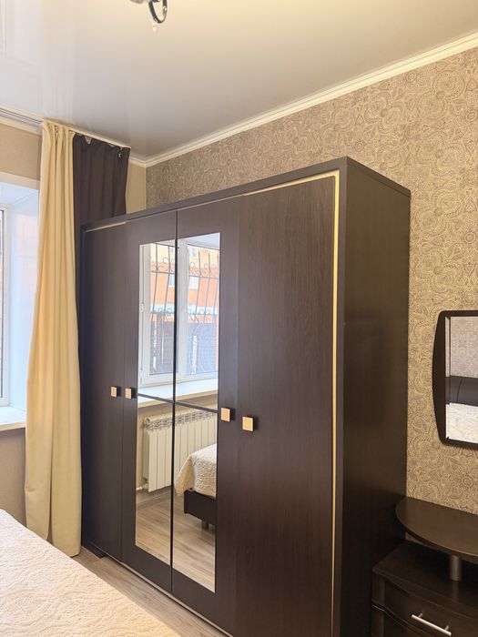 Продается спальный гарнитур