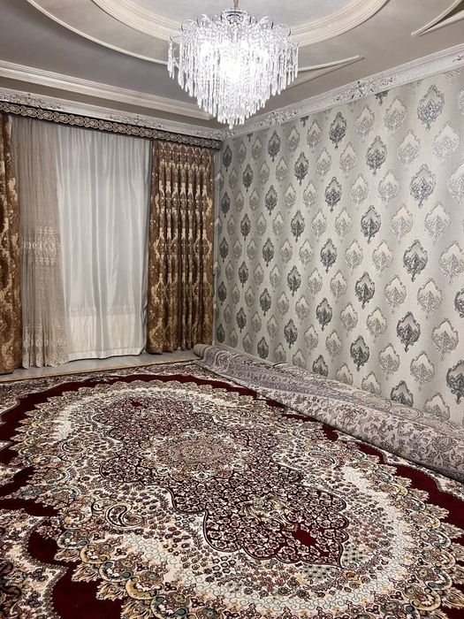 Евроремонт йенги ховли сотилади. Уй жихозлари Билан.