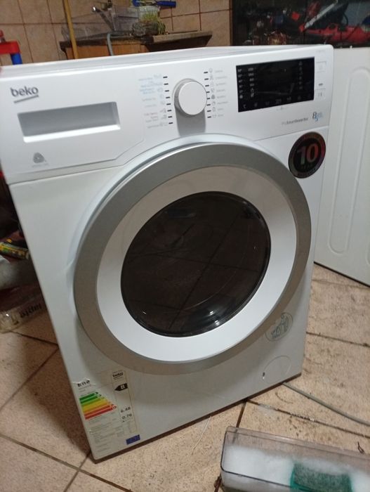 Mașina spălat rufe impecabila