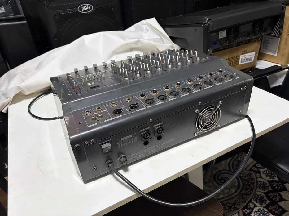 Активный микшерный пульт 400 ватт