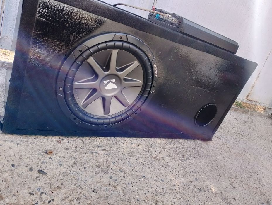 Сабвуфер  собирался для гольф 3