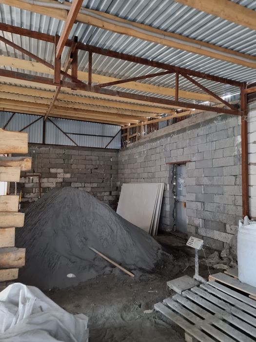 Продам дом и базу для производства