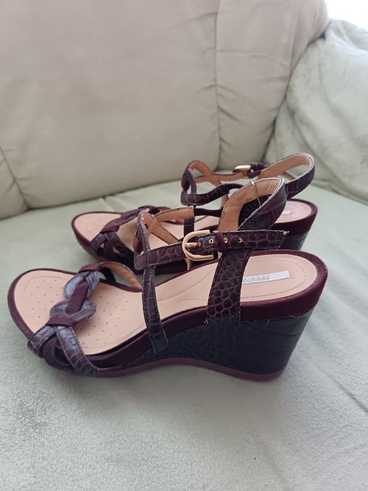 Sandale femei piele maro Geox cu talpa plină