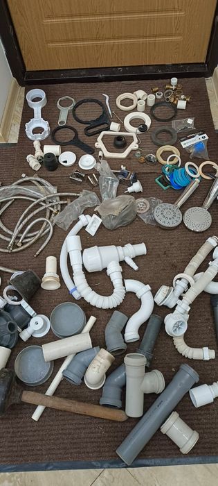 Продам разные детали для сантехники.