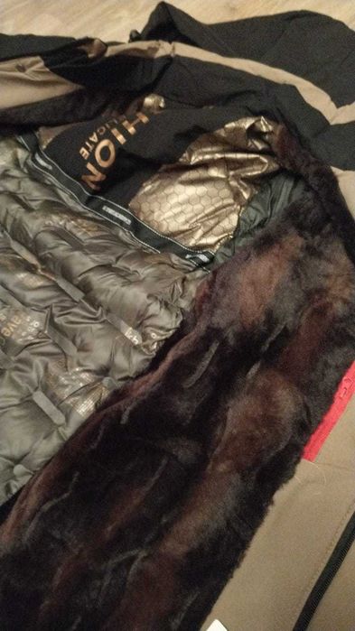 Продам куртки ..