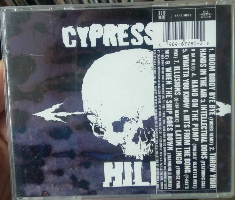 Оригинални компактдискове на Cypress Hill и Gang Starr (рап, хип-хоп)