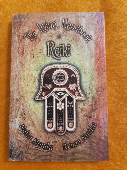 КНИГИ за лечение чрез РЕЙКИ -на англ. език, без забележки !