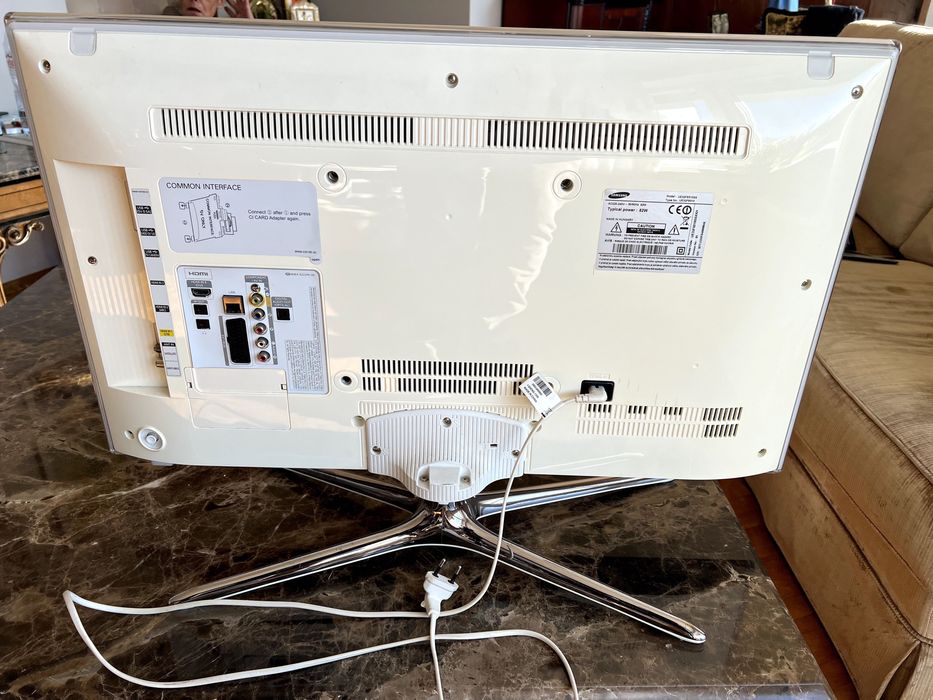 Смарт телевизор SAMSUNG 32 inch UE32F6510SS