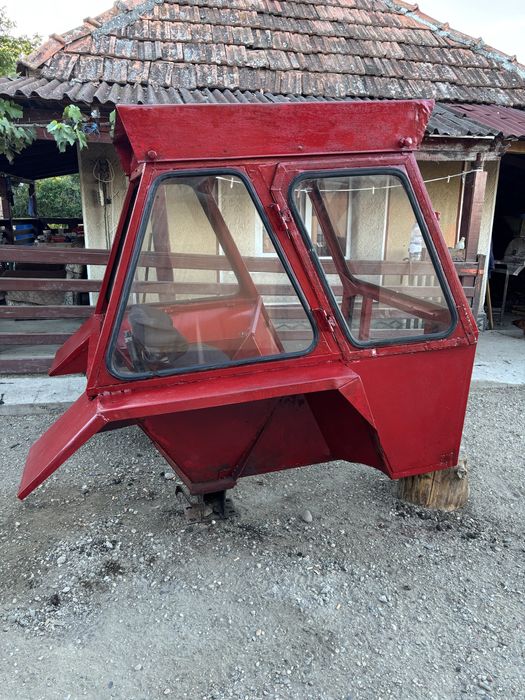 Cabină trapez / tronconică u650