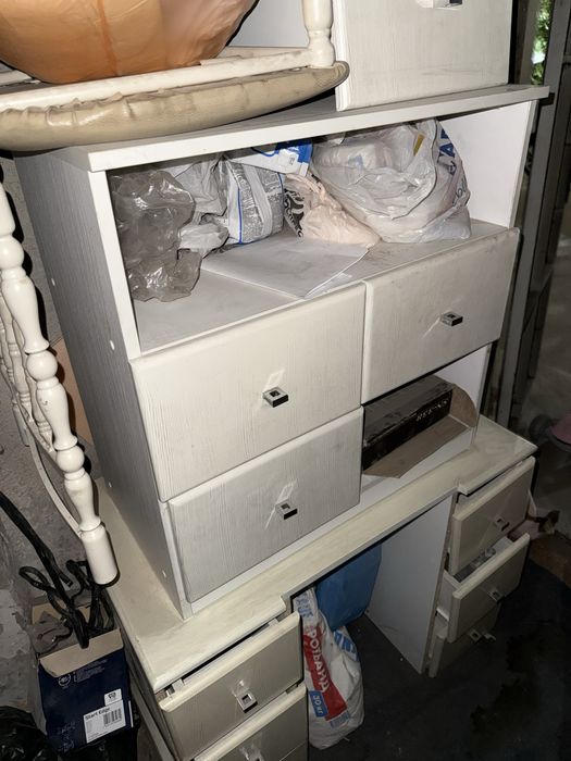 Шкафчик. Бежевый белый.