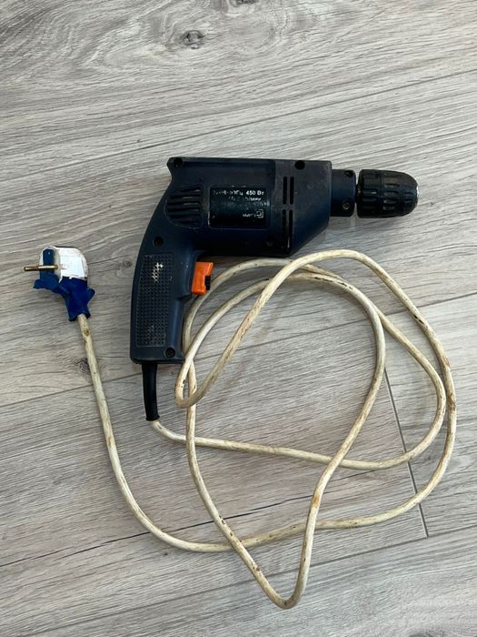 Дрель строительный