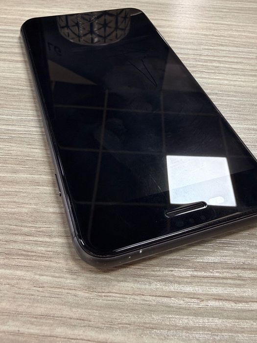 iPhone 8 Plus 64GB Space Gray — б/у, рабочий