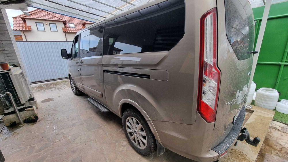 FORD Tourneo Custom 2022 — imagine 2