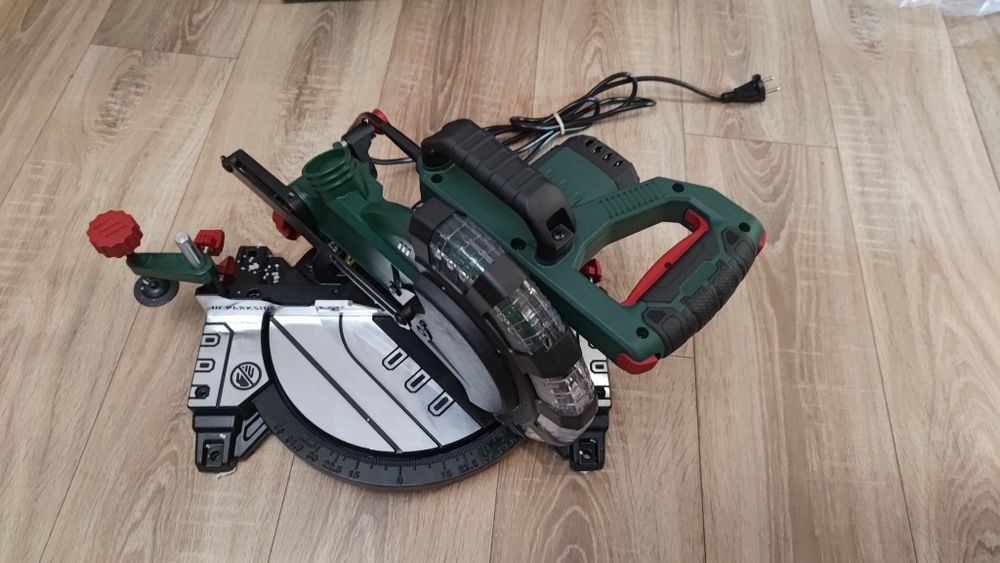 Vand fierăstrău unghiular Parkside